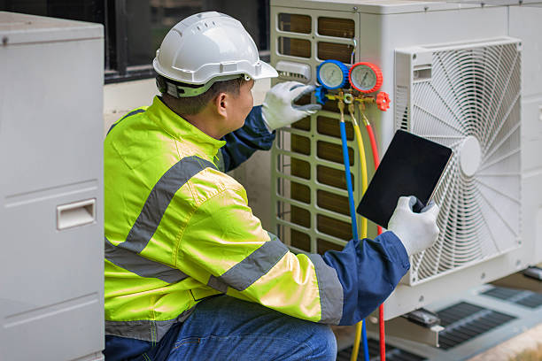 Professional Ductwork Repair technician working in Bloomington, IN